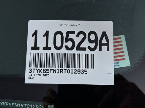 Certified 2024 Toyota Tacoma SR5 image 31