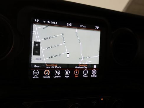 Used 2021 Jeep Gladiator Sport image 21