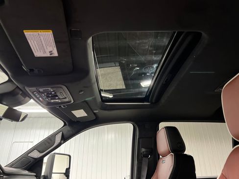 New 2026 GMC Sierra 2500 Denali Ultimate w/ LPO, Black Badging Package AWD/4WD image 27