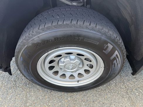 Used 2022 Chevrolet Silverado 1500 W/T w/ WT Value Package image 17