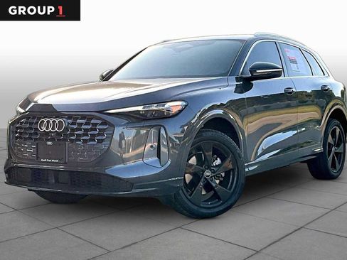 Used 2025 Audi Q5 Premium Plus AWD/4WD image 1