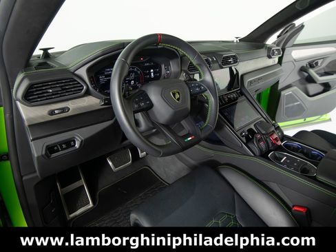 Used 2023 Lamborghini Urus S AWD/4WD image 11