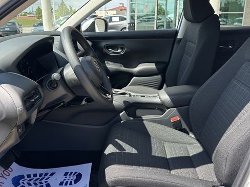 New 2026 Honda HR-V LX image 10