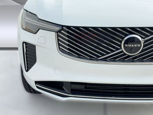 New 2026 Volvo XC90 T8 Plus image 28