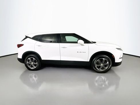 Used 2024 Chevrolet Blazer LT FWD image 7