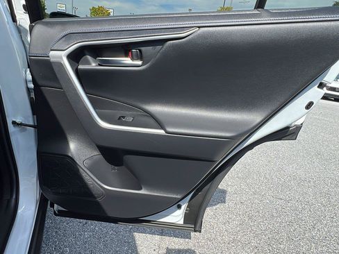 Used 2025 Toyota RAV4 XSE w/ Advanced Technology Package AWD/4WD image 14