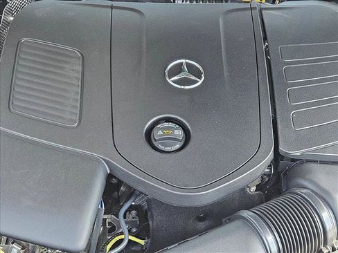 Used 2025 Mercedes-Benz E 350 Sedan image 16