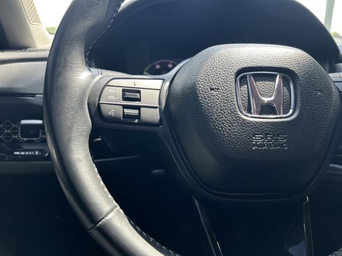 Certified 2025 Honda Accord EX-L image 18
