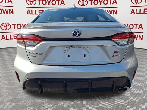 Used 2025 Toyota Corolla SE w/ Convenience Package FWD image 7