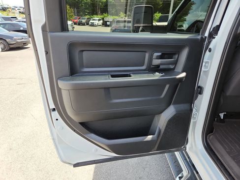 Used 2023 RAM 2500 Tradesman AWD/4WD image 26