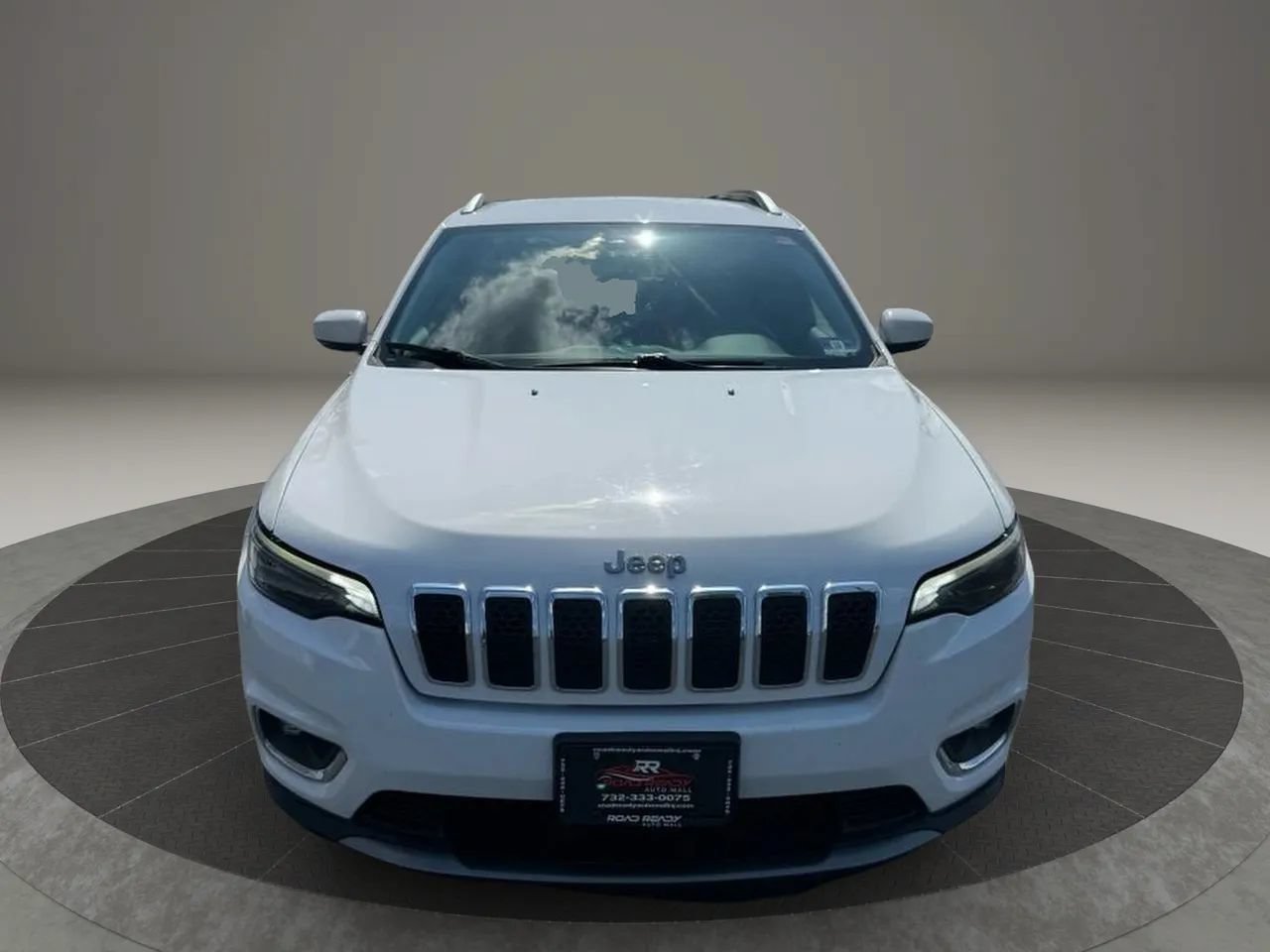 Used 2019 Jeep Cherokee Limited AWD/4WD image 4