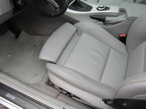 Used 2007 BMW 328xi Wagon image 40