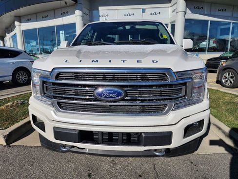 Used 2019 Ford F150 Limited image 2