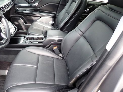 Certified 2022 Lincoln Corsair AWD w/ Premium Package image 15