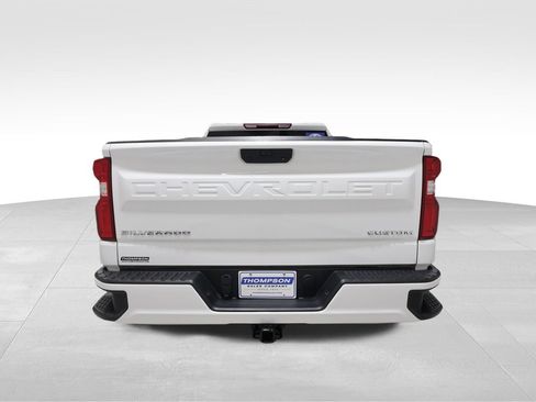 Used 2022 Chevrolet Silverado 1500 Custom AWD/4WD image 3