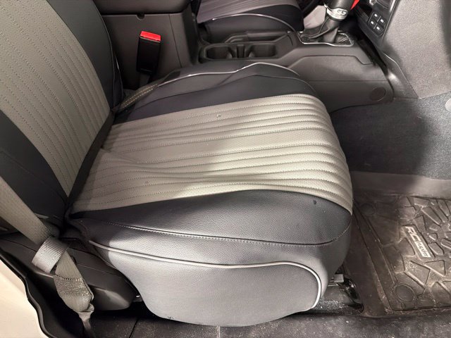 Used 2024 Jeep Gladiator Sport AWD/4WD image 33