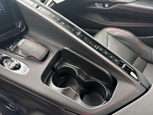 Used 2025 Chevrolet Corvette Z06 image 19