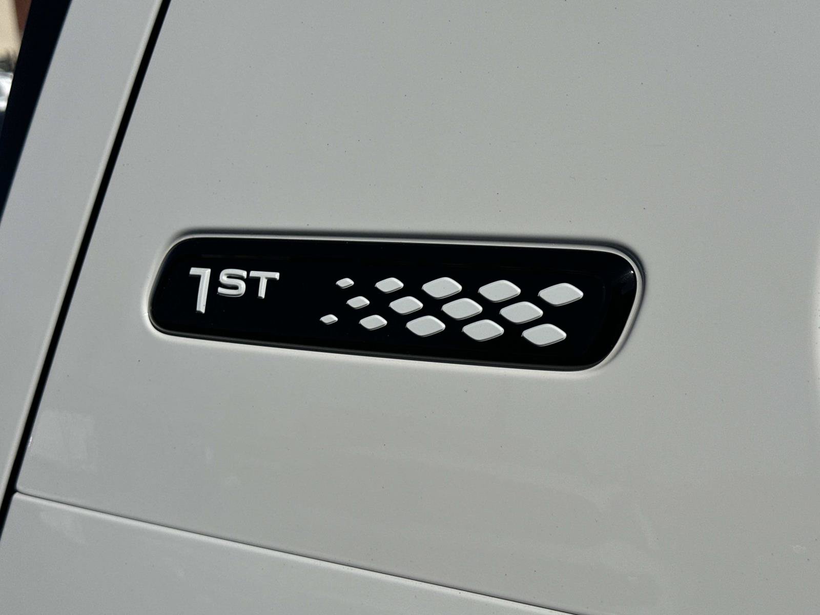Certified 2025 Volkswagen ID. Buzz 1st Edition RWD image 7