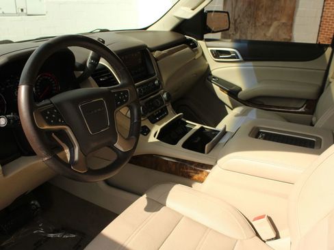 Used 2016 GMC Yukon Denali w/ Open Road Package image 11