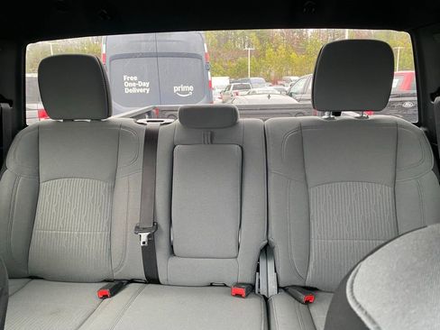 Used 2024 RAM 2500 Big Horn w/ Bed Utility Group image 26