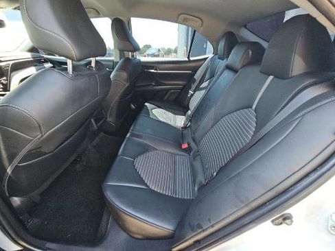 Used 2023 Toyota Camry SE FWD image 9