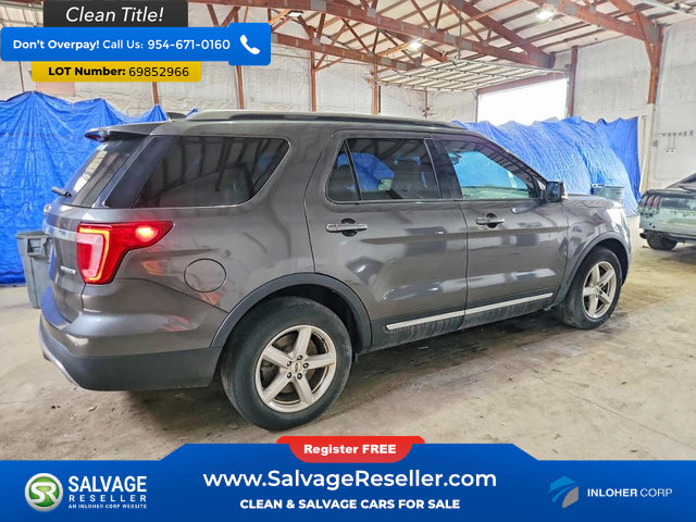 Used 2016 Ford Explorer XLT w/ Equipment Group 201A FWD image 4