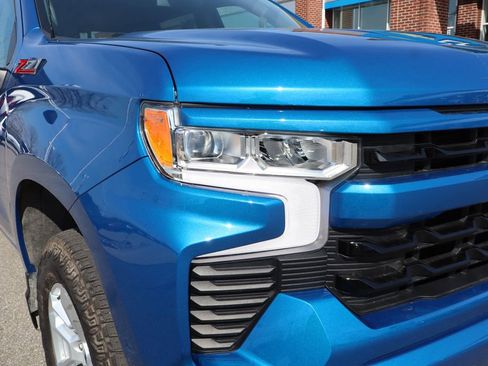 Used 2024 Chevrolet Silverado 1500 RST AWD/4WD image 2