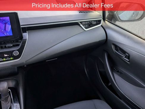 Used 2023 Toyota Corolla LE FWD image 17
