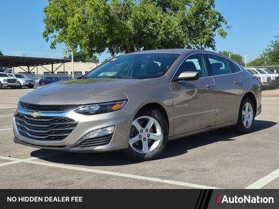 Used 2024 Chevrolet Malibu LT