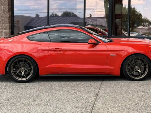 Used 2016 Ford Mustang GT Premium w/ GT Performance Package RWD image 14