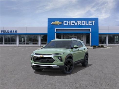 New 2026 Chevrolet TrailBlazer LT w/ Convenience Package FWD image 8