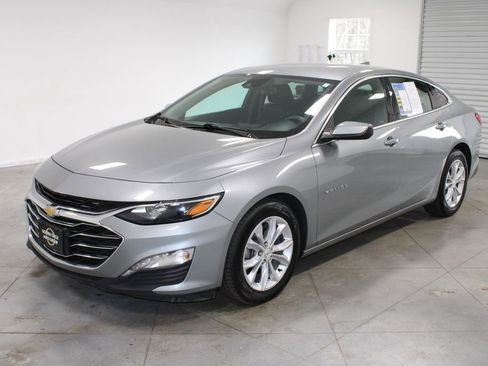 Used 2024 Chevrolet Malibu LT image 4