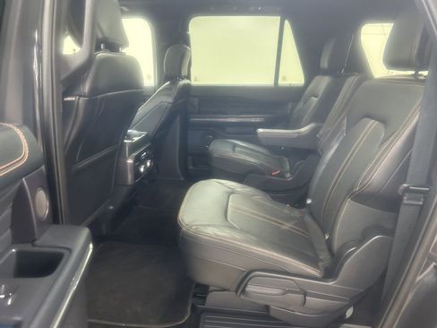 Certified 2022 Ford Expedition Max Platinum image 38