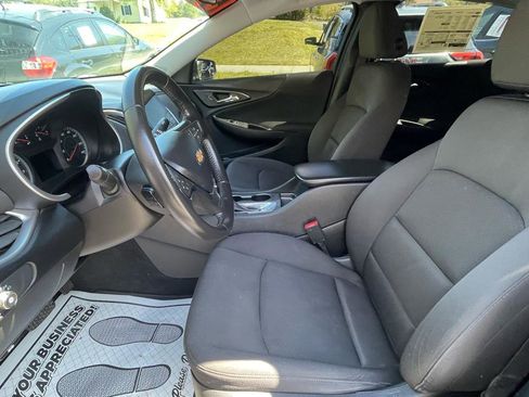 Used 2021 Chevrolet Malibu RS image 19