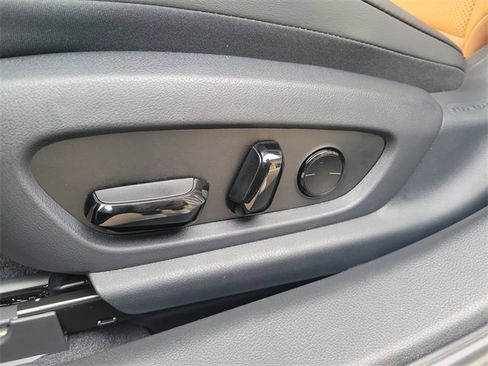 New 2025 Lexus ES 350 w/ Premium Package image 17