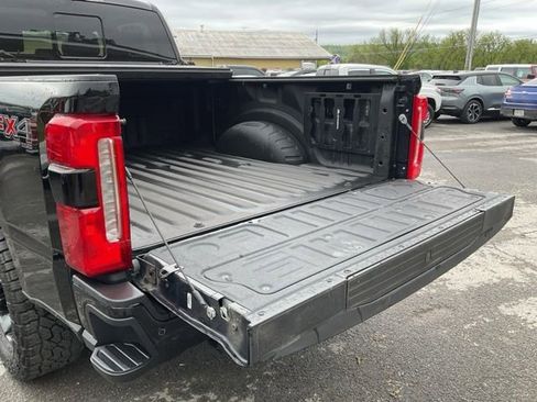 Used 2023 Ford F250 Lariat w/ Lariat Ultimate Package AWD/4WD image 71