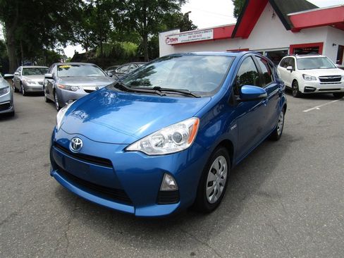 Used 2012 Toyota Prius C Two FWD image 1