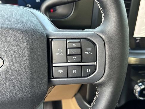 New 2025 Ford F250 Lariat w/ Chrome Package image 10