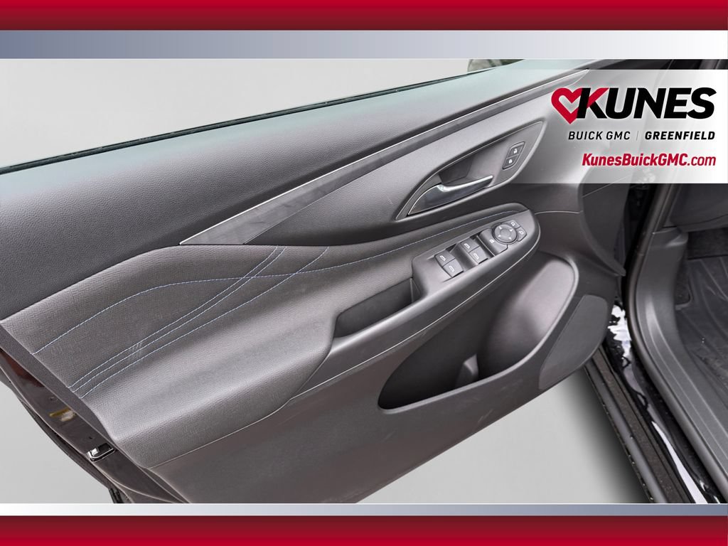New 2026 Buick Envista Sport Touring w/ Convenience I Package FWD image 18