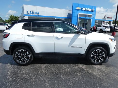 Used 2022 Jeep Compass Limited AWD/4WD image 5