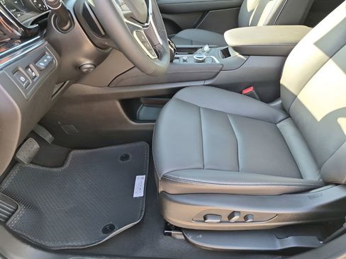 New 2026 Cadillac XT5 Premium Luxury w/ Driver Assist Package AWD/4WD image 33