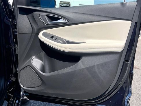 Used 2020 Buick Encore GX Select w/ Sport Touring Package image 22