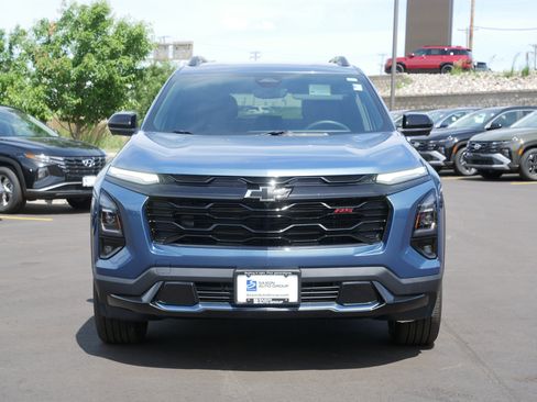 Used 2026 Chevrolet Equinox RS w/ Safety and Technology Package AWD/4WD image 3
