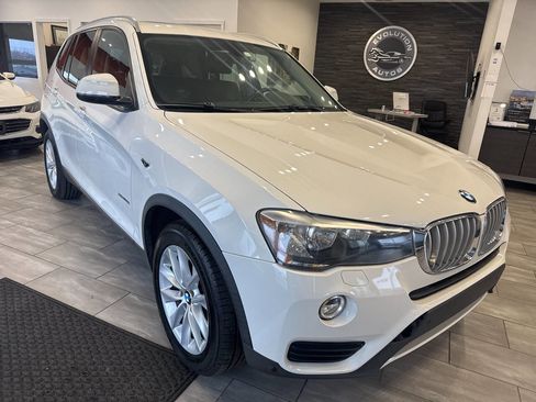 Used 2016 BMW X3 xDrive28i image 2