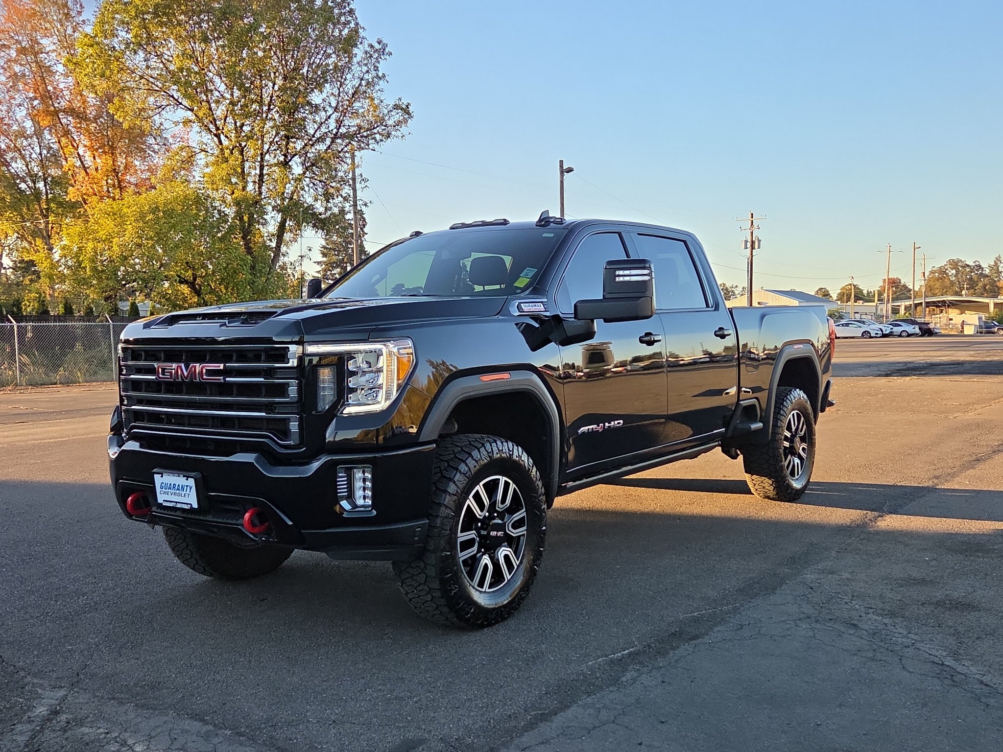 Used 2022 GMC Sierra 2500 AT4 AWD/4WD image 3
