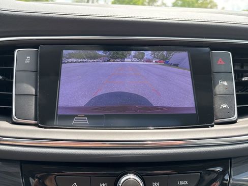 Used 2021 Buick Enclave Premium w/ Sun and Sites Package image 22