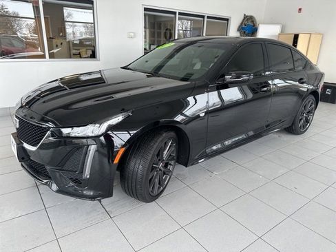 Used 2023 Cadillac CT5 Sport image 3