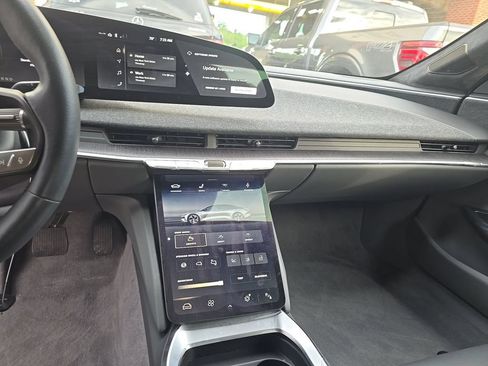 Used 2024 Lucid Air Touring AWD/4WD image 16