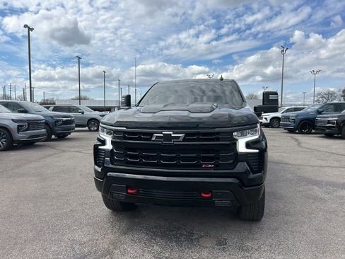 Used 2025 Chevrolet Silverado 1500 LT Trail Boss w/ LPO, Utility Wall Package image 8