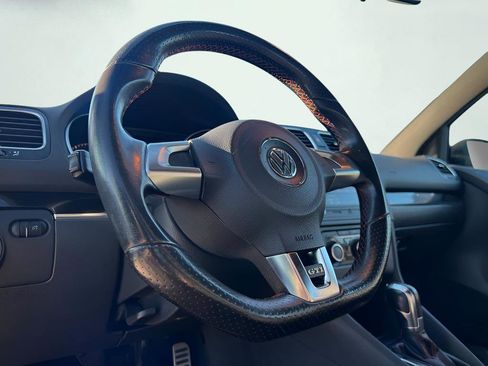 Used 2013 Volkswagen Golf 4-Door image 34